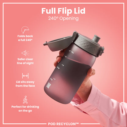 A dark-pink water bottle with a grey lid is held. The lid is open, showing a full 240° opening. The background is a light pink. POD RECYCLON™ is visible on the bottle.