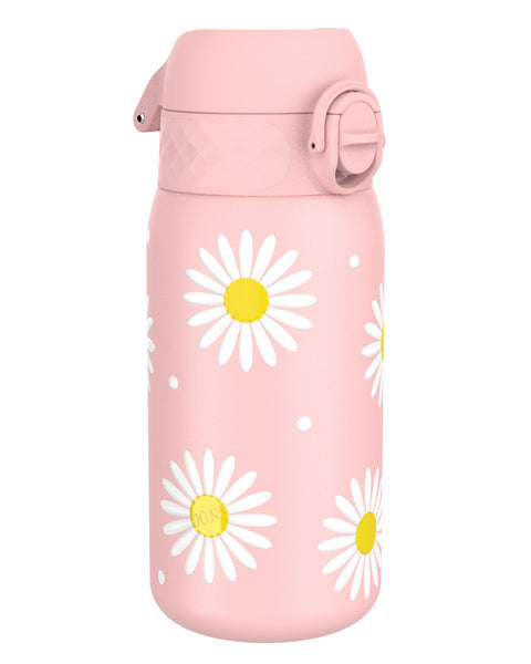 A pink water bottle, adorned with white daisies, sits on a white background. The bottle has a pink lid with a hinged closure.