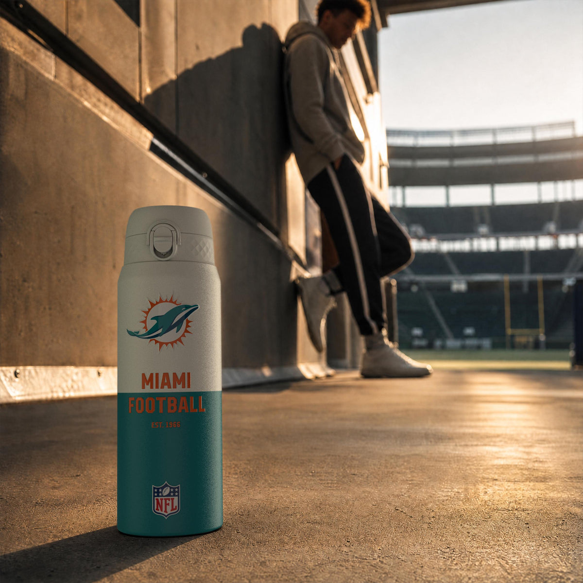 NFL x Ion8 Sports, Insulated Bottle, 50 Series, Miami Dolphins, 750ml (24oz)