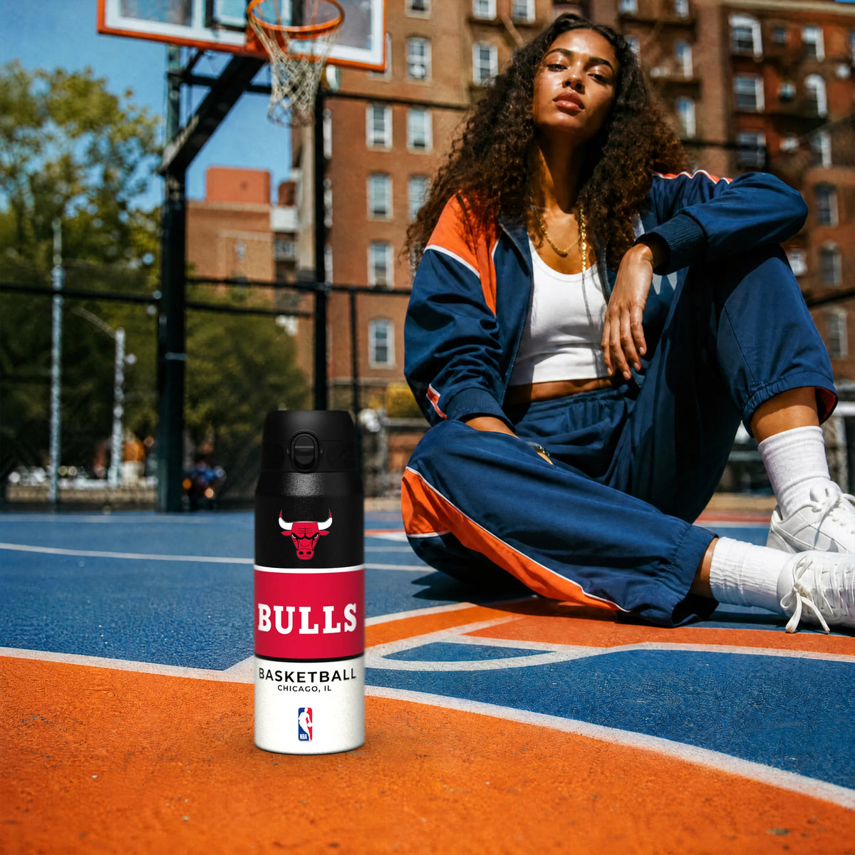 NBA x ION8, Insulated Steel Bottle, Chicago Bulls, 750ml (24oz) — additional product photo