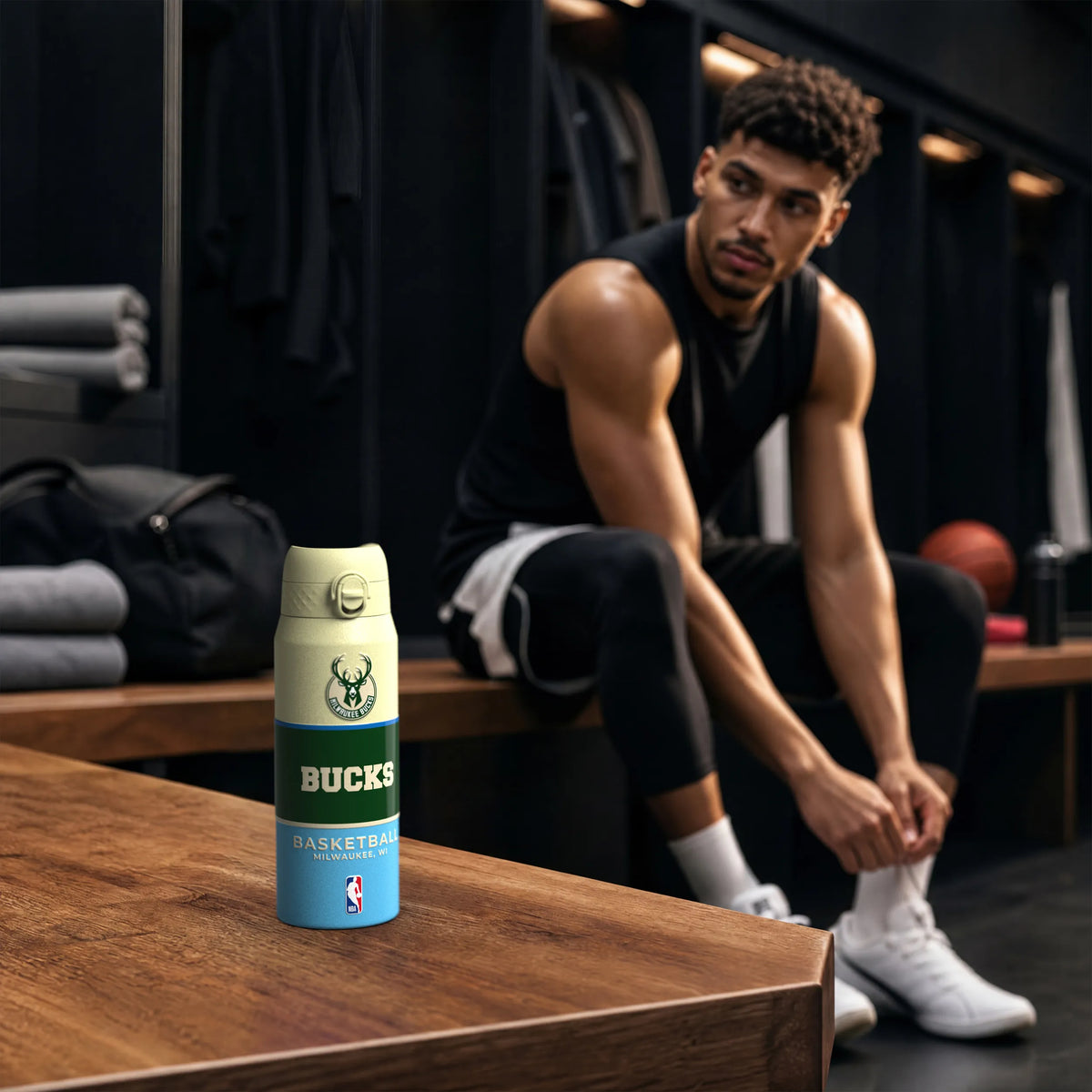 NBA x ION8, Insulated Steel Bottle, Milwaukee Bucks, 750ml (24oz) — additional product photo